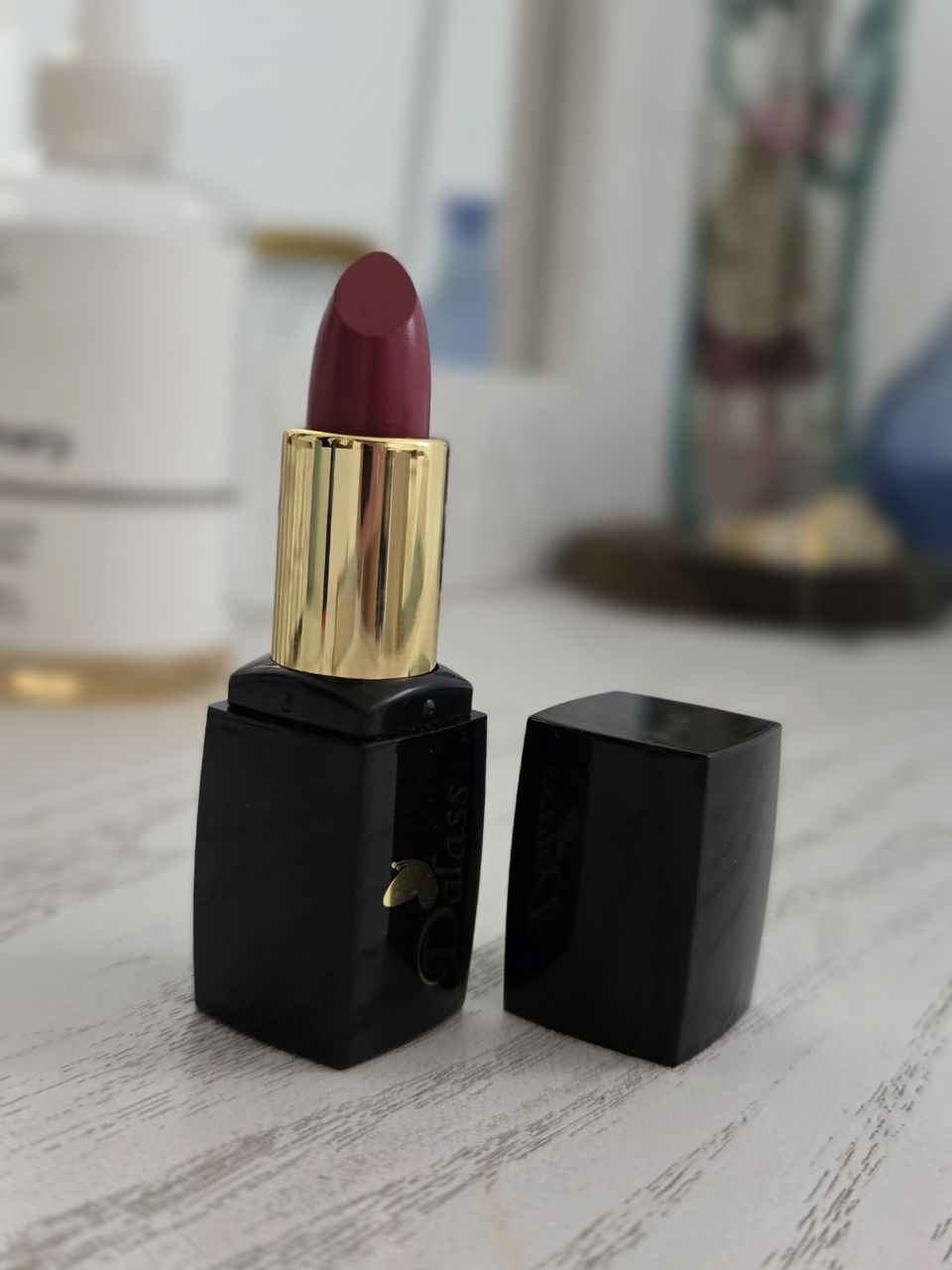 رژلب دالاس شماره ۸۲۰