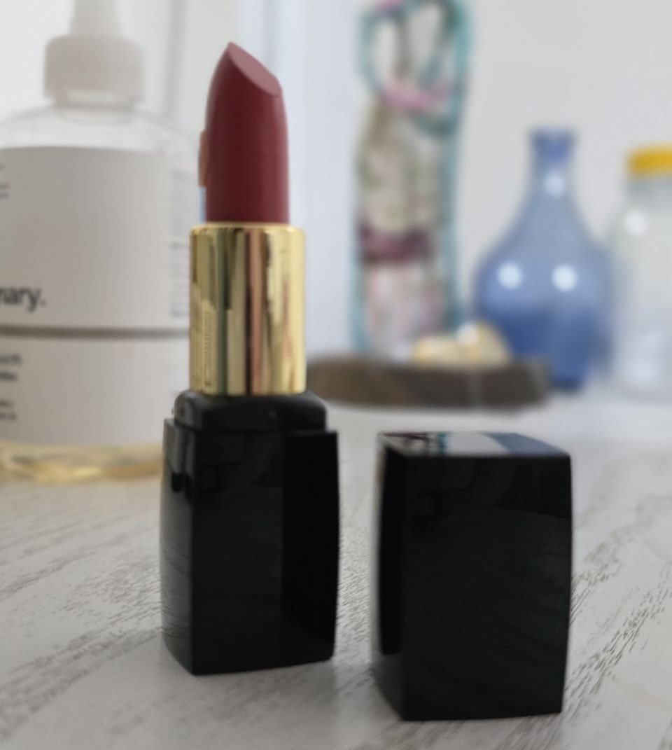 رژلب دالاس شماره ۸۴۳