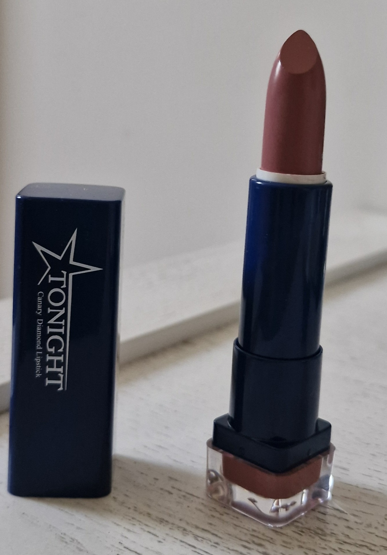 رژلب تو ناین شماره ۱۱۱