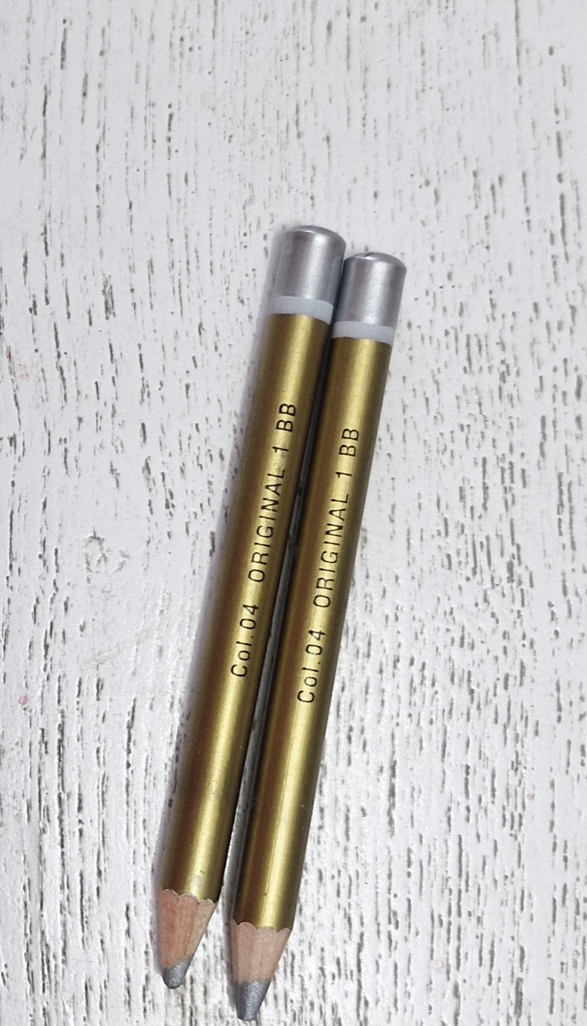 مداد چشم بل شماره ۴