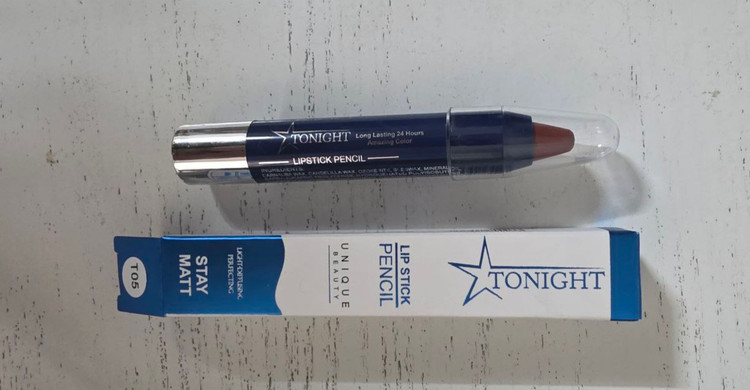 رژلب مدادی پیچی T05 تو نایت